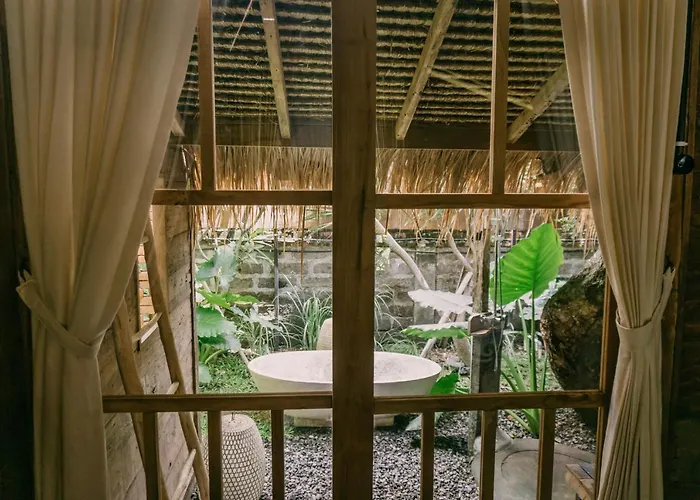 Accommodatie bij particulieren Wooden House Near Bali Zoo Sukawati